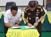 Kesepakatan bantuan hukum KAI Divre II Sumbar dengan Kejari Padang. (dok. istimewa)