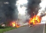 Bus ALS Tabrakan dengan Truk Tangki BBM di Muratara, 16 Orang Tewas Terbakar