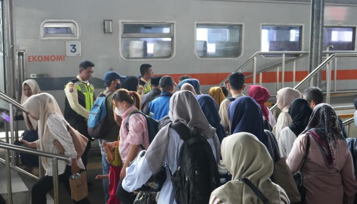 KAI Divre II Sumbar Layani 23 Ribu Pelanggan pada Libur Hari Buruh 2026