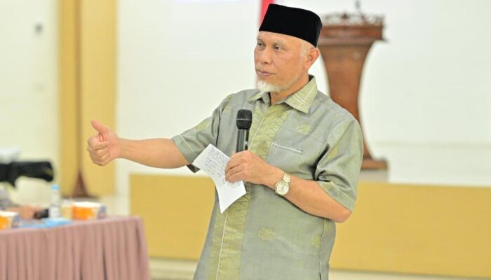 Gubernur Mahyeldi Sampaikan Duka Mendalam atas Wafatnya Kadis Kebudayaan Sumbar