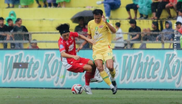 Dipermalukan di Kandang, Semen Padang FC Dibantai Persebaya 0-7