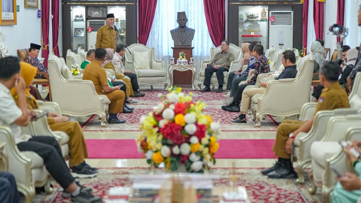 Pertemuan Gubernur Mahyeldi dengan Dompet Dhuafa. (dok. adpsb)