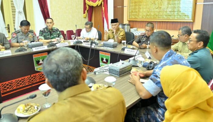 Praktek PETI Kian Masif, Gubernur Sumbar Ajak Forkopimda Bersatu Selamatkan Lingkungan
