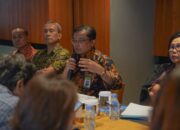 Direktur Jenderal PAUD, Pendidikan Dasar, dan Pendidikan Nonformal dan Informal Kemendikdasmen, Gogot Suharwoto, menegaskan revitalisasi tidak hanya pembangunan fisik, tetapi pendekatan menyeluruh yang melibatkan masyarakat. (Foto: Istimewa/Kemkomdigi)