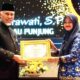 SLB Pulau Punjung dapat penghargaan dari Gubernur Mahyeldi. (dok. istimewa)