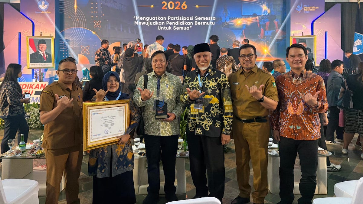 Sumbar raih dua penghargaan Nasional Hardiknas 2026. (dok. istimewa)