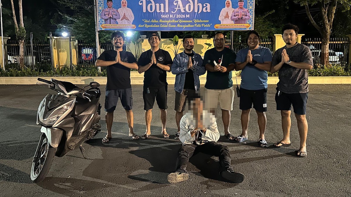 Tim Klewang amankan pelaku pencurian sepeda motor. (dok. istimewa)