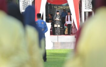 Upacara peringatan Hardiknas 2026 di Halaman Kantor Gubernur Sumbar. (dok. istimewa)