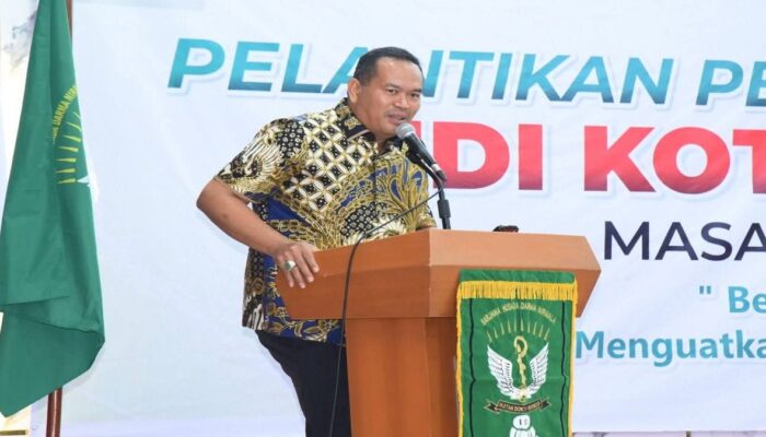 Hadiri Pelantikan IDI Pariaman, Wako Yota Balad Tekankan Kolaborasi Penanganan Stunting