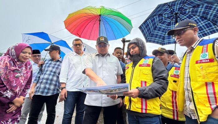 Andre Rosiade dan Kepala BPJN Sumbar Tinjau Pembangunan Jalan Malalak, Pastikan Penanganan Pascagalodo Berlanjut hingga Tuntas