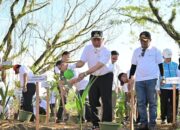 Pulihkan Ekosistem Pascabencana, Pemprov Sumbar Tanam 1.000 Pohon di Hutan Kota Malvinas