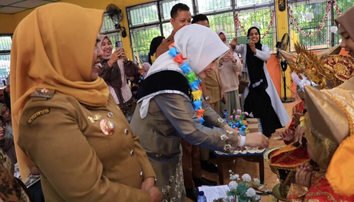 Bunda PAUD Kota Pariaman Buka Pentas Seni dan Lepas Anak TK se-Kota Pariaman