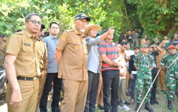 Gubernur Mahyeldi Instruksikan Pembentukan Satgas Pengawasan BBM di Sumbar