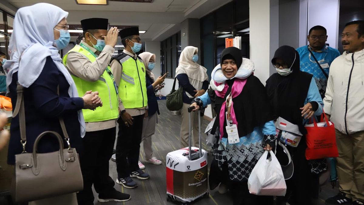 Kedatangan jemaah haji Kloter 1 Padang di BIM. (dok. istimewa)