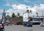 Patung Bundo Kanduang di Simpang IV yang rusak akibat petir. (dok. istimewa)
