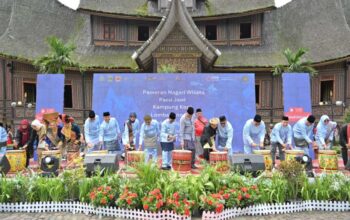 Festival Minangkabau 2026 Dibuka, Gubernur Tegaskan Budaya Jadi Penggerak Pariwisata dan Ekonomi Masyarakat