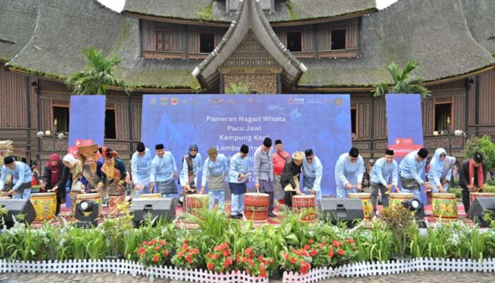 Festival Minangkabau 2026 Dibuka, Gubernur Tegaskan Budaya Jadi Penggerak Pariwisata dan Ekonomi Masyarakat