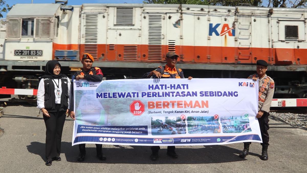 Sosialisasi perlintasan sebidang di Padang. (dok. istimewa)