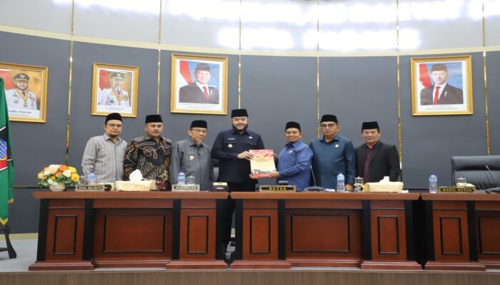 DPRD Padang Bahas Ranperda Pertanggungjawaban APBD 2025 dan Penetapan Pokir