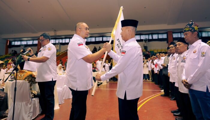 Lantik Pengurus DPD IKM Kabupaten/Kota se-Riau, Andre Rosiade: Perantau Minang Harus jadi Kekuatan Pembangunan