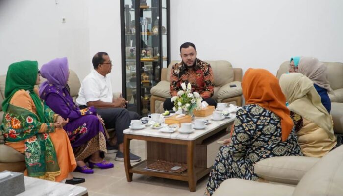 Audiensi Bundo Kanduang IKTD, Fadly Amran Dorong Peran Perempuan Atasi Persoalan Sosial