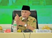 Gubernur Mahyeldi saat beri sambutan dalam pertemuan dengan BKD. (dok. adpsb)
