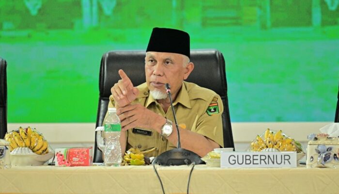 Pemprov Sumbar Turunkan Alat Berat, Fokus Pulihkan Aliran Sungai Pascabanjir di Padang