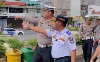 Kadishub Padang cek lokasi jalur untuk rekayasa lalulintas saat HJK Padang. (dok. Prokopim)