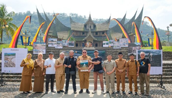 Pameran Foto ‘Prahara Pulau Emas’ Digelar di Tanah Datar, Angkat Kisah Bencana Sumatra