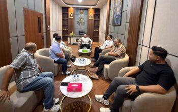 Pertemuan KONI Sumbar dengan Iqra Chissa dan jajaran Golkar Sumbar. (dok. istimewa)