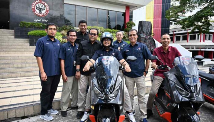 Perkuat Komitmen Green Energy, PT Semen Padang Operasikan 72 Unit Motor Listrik