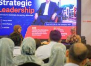 Dwi Soetjipto Isi Sharing Session di PT Semen Padang, Perusahaan Dituntut Lakukan Transformasi