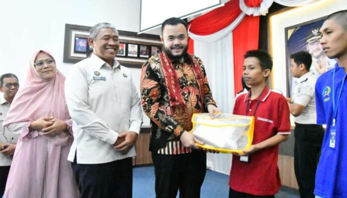 Wali Kota Padang Buka Program Pendidikan Kesetaraan bagi 101 Warga Binaan Lapas Kelas IIA Padang