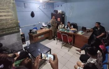 Wanita malam diamankan oleh Satpol PP Damkar Pariaman. (dok. istimewa)