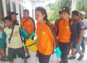 Evakuasi jenazah korban hanyut di Batang Mangur, Padang Pariaman. (dok. Basarnas Padang)