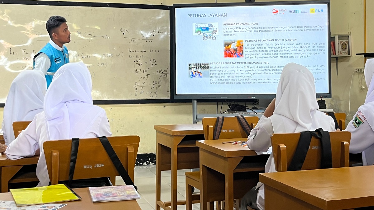Edukasi PLN Goes to School di Lubuk Basung. (dok. istimewa)
