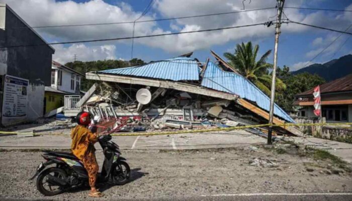 Pemerintah Siapkan Bantuan Rp15-Rp30 Juta untuk Rumah Rusak Akibat Gempa NTT