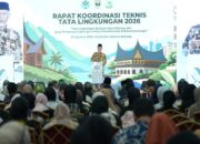 Gubernur Mahyeldi beri sambutan di Rakor Teknis Tata Lingkungan 2026. (dok. istimewa)