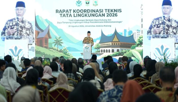 Gubernur: Tata Lingkungan Sumbar Harus Berbasis Daya Dukung dan Daya Tampung Pascabencana