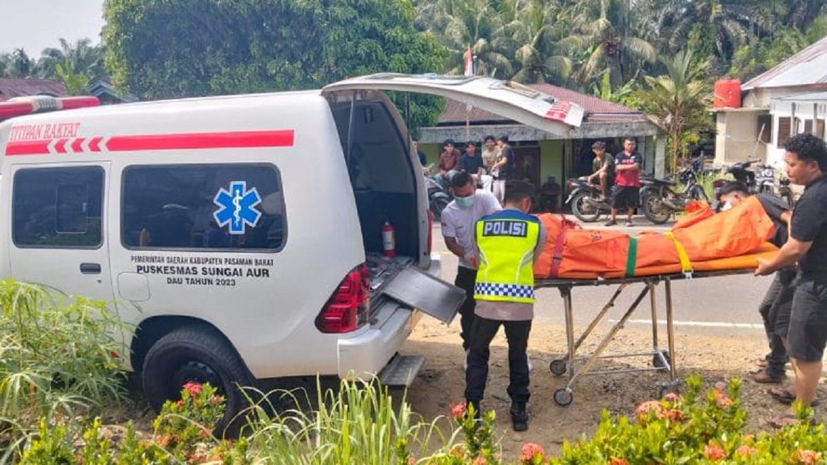 Korban penganiayaan di Pasbar dievakuasi. (dok. istimewa)
