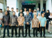 Mahasiswa program Saga Saja Plus di Pariaman diberangkatkan ke kampus di Pulau Jawa. (dok. istimewa)