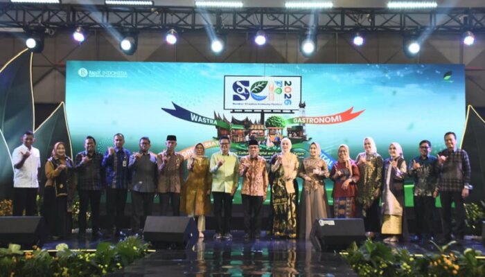 Fadly Amran Buka Padang Gastronomi Fest, Dorong UMKM Kuliner Naik Kelas
