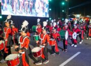 Pawai telong-telong di kawasan Pantai Padang dalam rangka menyemarakkan HJK Padang ke-357. (dok. istimewa)
