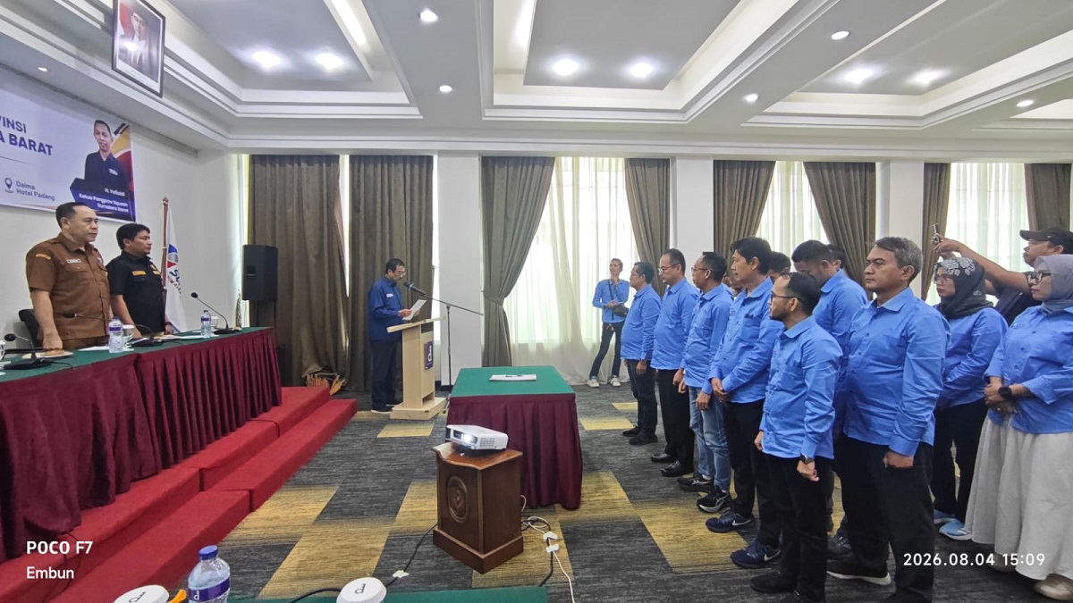 Pelantikan pengurus Pengprov Squash Sumbar. (dok. Humas KONI)