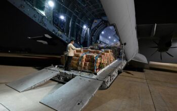 Presiden Prabowo Instruksikan Pengiriman Bantuan Dipercepat, 253 Ton Logistik Telah Dikirim ke NTT