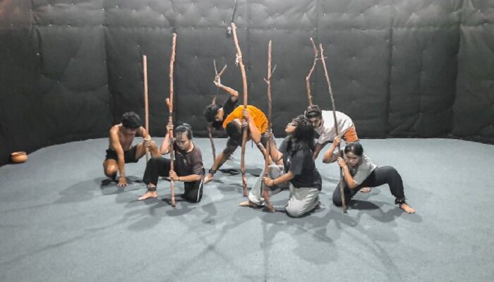 Pertunjukan Bala Bhumi: Suarakan Krisis Ekologis di Panggung Teater Kontemporer dan Diskusi Bersama Aktivis Lingkungan