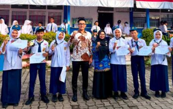 Rachmad Wijaya Jadi Pembina Upacara HUT RI ke-81 di SMPN 20 Padang, Dorong Pembangunan 10 Ruang Kelas Baru