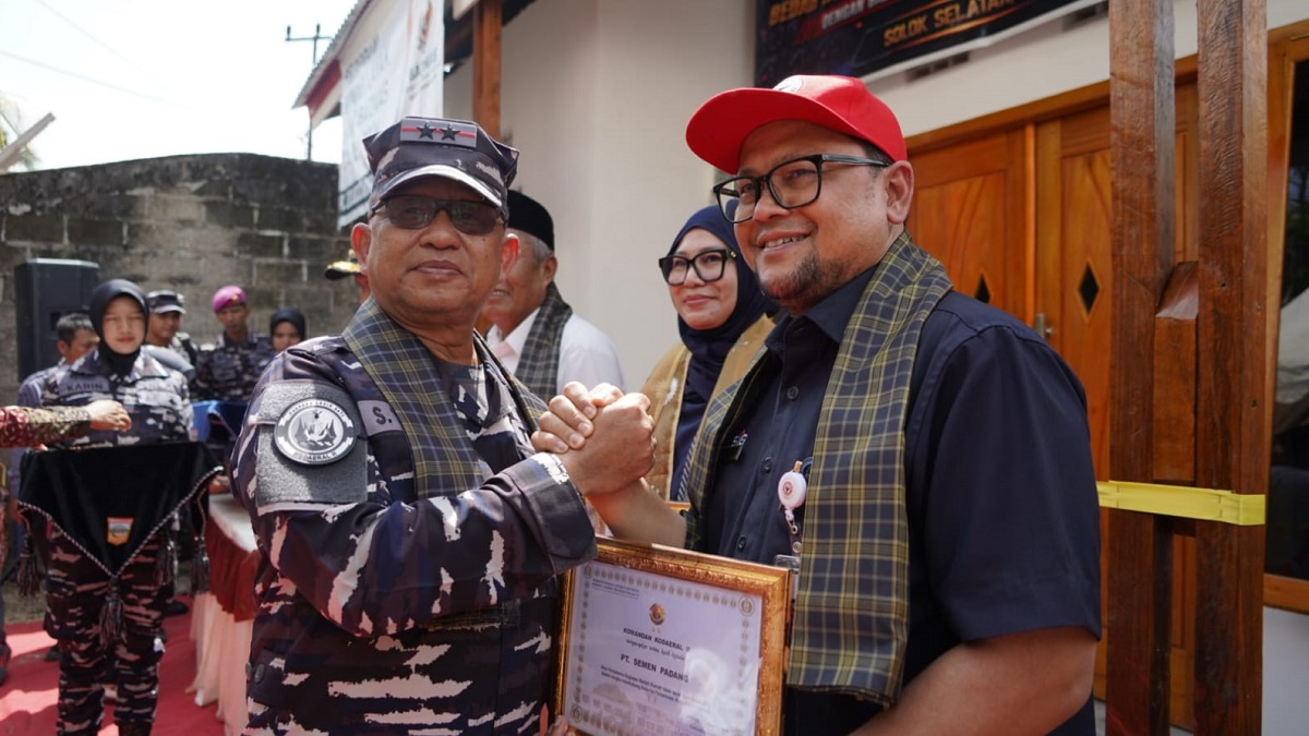 Semen Padang dukung pembangunan 11 unit RTLH di Solok Selatan. (dok. istimewa)