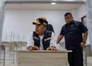 Wagub Sumbar Vasko Ruseimy mengecek kesiapan Sekolah Rakyat di Dharmasraya. (dok. istimewa)
