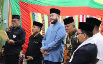Hadiri Maulid Nabi di Bungus, Fadly Amran Dorong Penguatan Peran Ulama dan Smart Surau